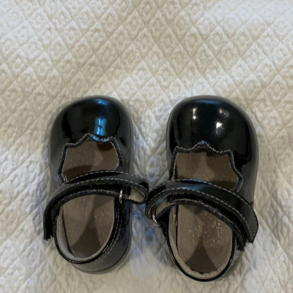 Black see Kai run Mary Jane patent leather